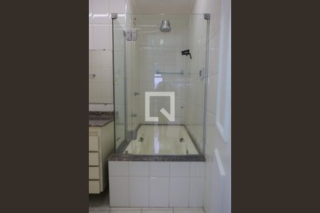 Apartamento para alugar com 148m², 3 quartos e 1 vaga Apartamento para alugar com 148m², 3 quartos e 1 vagaBanheiro