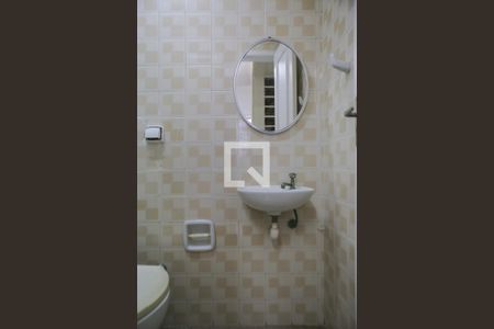 Apartamento para alugar com 148m², 3 quartos e 1 vaga Apartamento para alugar com 148m², 3 quartos e 1 vagaBanheiro