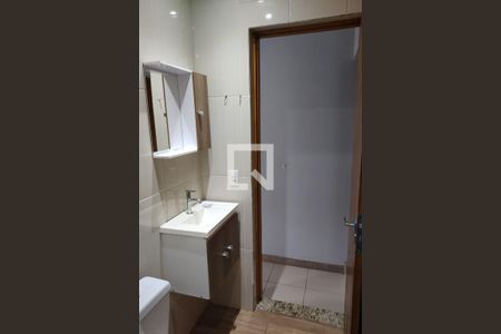 Banheiro  de casa à venda com 7 quartos, 322m² em Chácara Inglesa, São Paulo