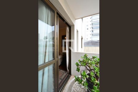 Varanda Sala de apartamento para alugar com 3 quartos, 130m² em Bosque da Saúde, São Paulo