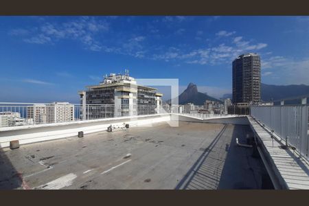 Apartamento à venda com 120m², 3 quartos e sem vagaTerraço