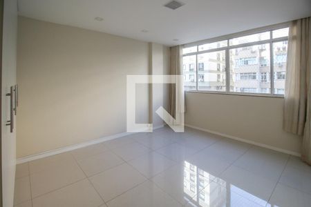 Apartamento à venda com 120m², 3 quartos e sem vagaQuarto 3