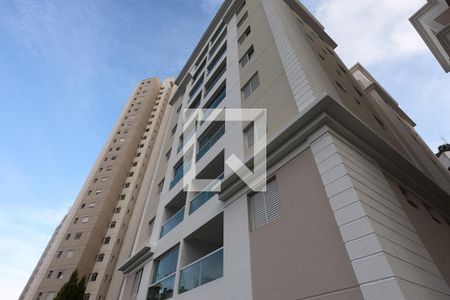 Apartamento à venda com 64m², 2 quartos e 1 vaga Apartamento à venda com 64m², 2 quartos e 1 vagaFachada
