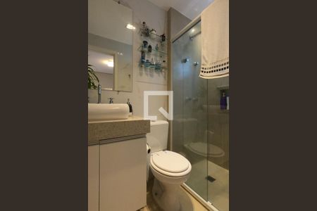 Apartamento à venda com 64m², 2 quartos e 1 vaga Apartamento à venda com 64m², 2 quartos e 1 vagaBanheiro da Suíte 2