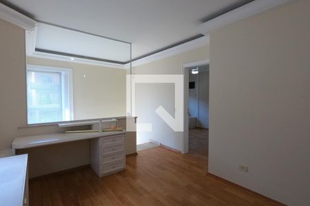 Casa de condomínio para alugar com 230m², 3 quartos e 4 vagassuíte 1