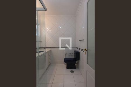 Casa de condomínio para alugar com 230m², 3 quartos e 4 vagassuíte 2