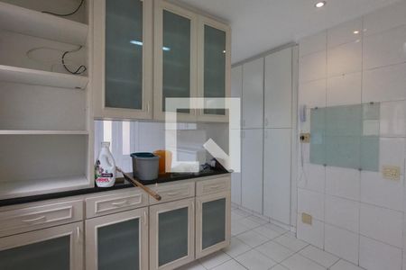 Casa de condomínio para alugar com 230m², 3 quartos e 4 vagasCozinha