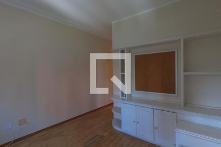 Casa de condomínio para alugar com 230m², 3 quartos e 4 vagassuíte 3