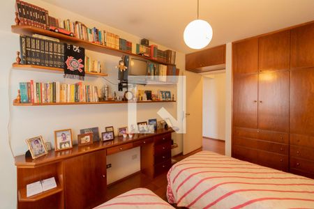 Apartamento para alugar com 120m², 3 quartos e 2 vagasQuarto 3