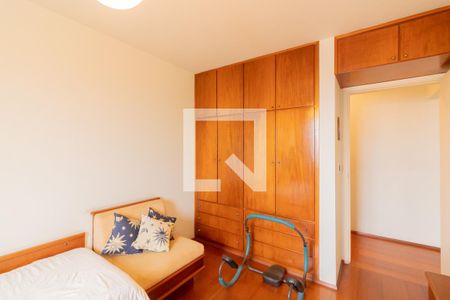 Apartamento para alugar com 120m², 3 quartos e 2 vagasQuarto 2