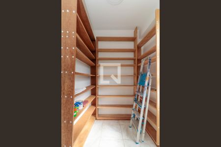 Apartamento para alugar com 120m², 3 quartos e 2 vagas Apartamento para alugar com 120m², 3 quartos e 2 vagasQuarto de serviço