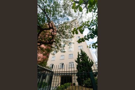 Apartamento para alugar com 120m², 3 quartos e 2 vagas Apartamento para alugar com 120m², 3 quartos e 2 vagasFachada