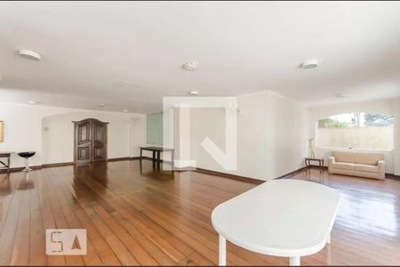 Apartamento para alugar com 120m², 3 quartos e 2 vagas Apartamento para alugar com 120m², 3 quartos e 2 vagasSalão de festas