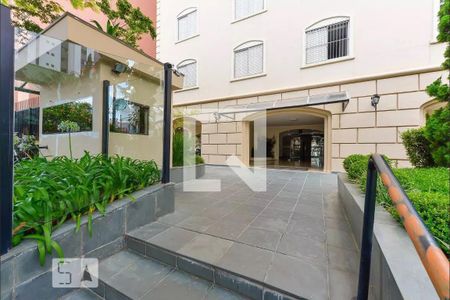 Apartamento para alugar com 120m², 3 quartos e 2 vagas Apartamento para alugar com 120m², 3 quartos e 2 vagasFachada