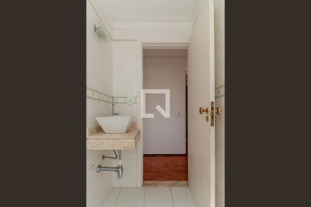 Apartamento para alugar com 120m², 3 quartos e 2 vagas Apartamento para alugar com 120m², 3 quartos e 2 vagasBanheiro