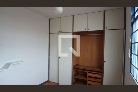 Quarto 1 - Armários de apartamento à venda com 2 quartos, 120m² em Sagrada Família, Belo Horizonte