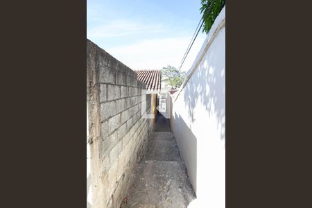 Casa para alugar com 100m², 2 quartos e 1 vagaEntrada