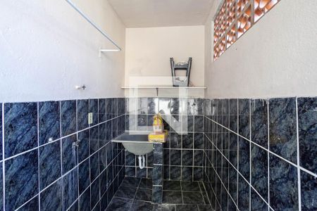 Casa para alugar com 100m², 2 quartos e 1 vagaÁrea de serviço 