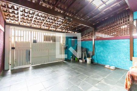 Casa à venda com 78m², 2 quartos e 2 vagasGaragem