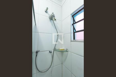 Casa à venda com 78m², 2 quartos e 2 vagasBanheiro