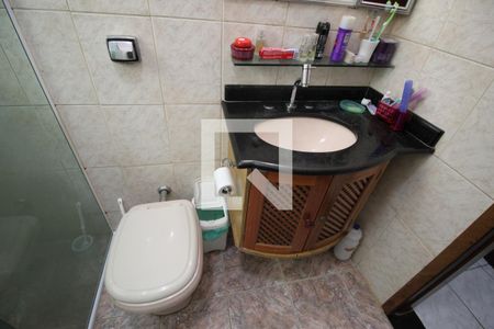 Casa à venda com 240m², 3 quartos e 2 vagasBanheiro 2