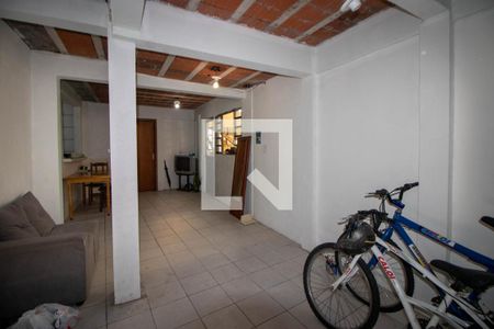 Casa à venda com 100m², 4 quartos e 3 vagas Casa à venda com 100m², 4 quartos e 3 vagasSala - Casa 2