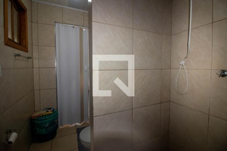 Banheiro  de casa à venda com 4 quartos, 100m² em Rubem Berta, Porto Alegre