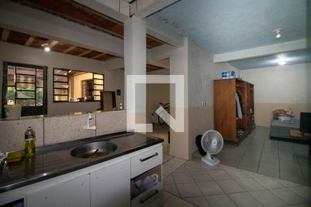 Casa à venda com 100m², 4 quartos e 3 vagas Casa à venda com 100m², 4 quartos e 3 vagasCozinha - Casa 2