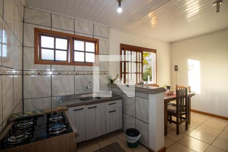 Casa à venda com 100m², 4 quartos e 3 vagas Casa à venda com 100m², 4 quartos e 3 vagasCozinha