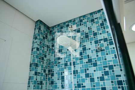 Casa de condomínio para alugar com 360m², 3 quartos e 5 vagasBanheiro da Suíte 1