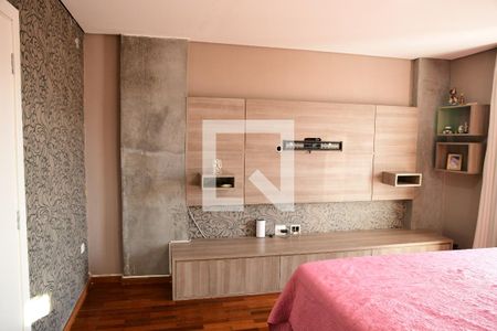 Casa de condomínio para alugar com 360m², 3 quartos e 5 vagasSuíte 3