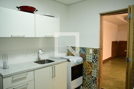 Casa de condomínio para alugar com 360m², 3 quartos e 5 vagasCozinha 2