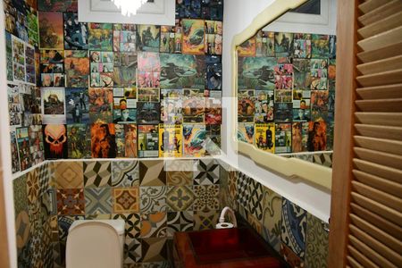 Casa de condomínio para alugar com 360m², 3 quartos e 5 vagasLavabo