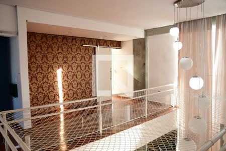 Corredor de casa de condomínio para alugar com 3 quartos, 360m² em Lajeado, Cotia