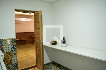 Casa de condomínio para alugar com 360m², 3 quartos e 5 vagasCozinha 2