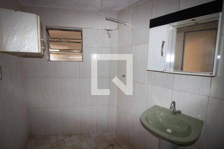 Banheiro de casa para alugar com 1 quarto, 32m² em Limoeiro, São Paulo