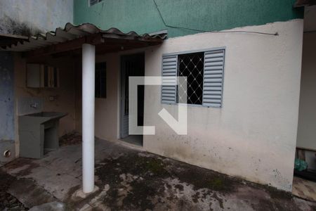 Casa para alugar com 32m², 1 quarto e 1 vagaFachada