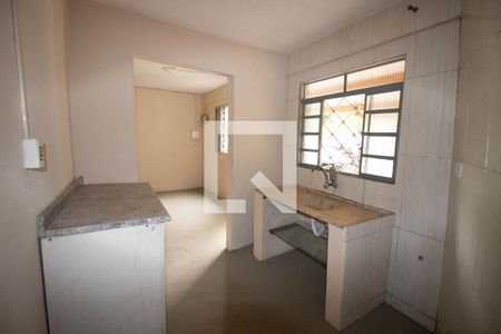 Cozinha de casa para alugar com 1 quarto, 32m² em Limoeiro, São Paulo