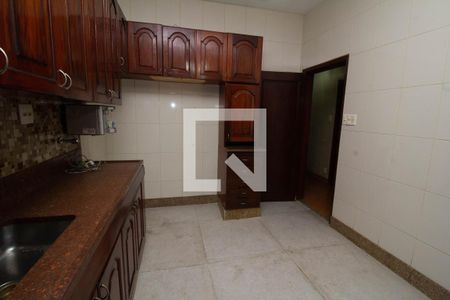 Apartamento para alugar com 130m², 3 quartos e 1 vagaCozinha