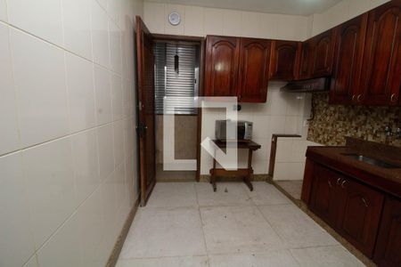 Apartamento para alugar com 130m², 3 quartos e 1 vagaCozinha