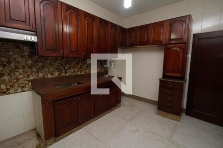 Apartamento para alugar com 130m², 3 quartos e 1 vagaCozinha