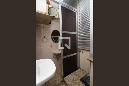 Apartamento para alugar com 130m², 3 quartos e 1 vagaÁrea de Serviço