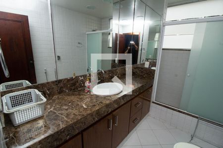 Apartamento para alugar com 130m², 3 quartos e 1 vagaBanheiro 2