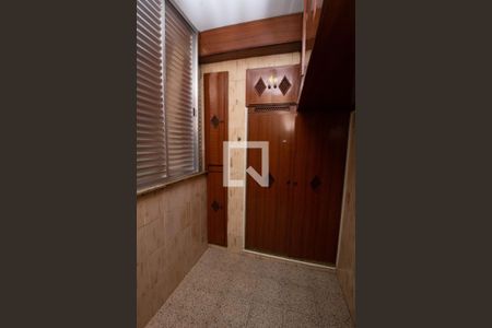 Apartamento para alugar com 130m², 3 quartos e 1 vagaÁrea de Serviço