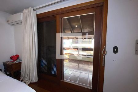 Apartamento à venda com 250m², 2 quartos e 2 vagasPorta Janela do  Quarto 1 - Suíte