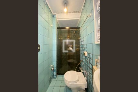 Apartamento à venda com 250m², 2 quartos e 2 vagasBanheiro da Suíte