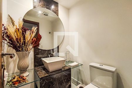 Apartamento para alugar com 205m², 4 quartos e 4 vagas Apartamento para alugar com 205m², 4 quartos e 4 vagasLavabo