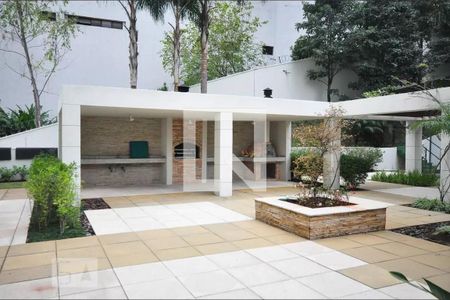 Apartamento para alugar com 205m², 4 quartos e 4 vagas Apartamento para alugar com 205m², 4 quartos e 4 vagasÁrea Comum - Churrasqueira