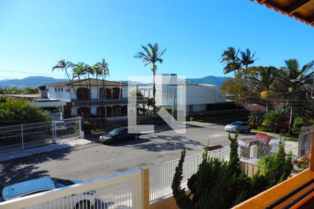 Casa para alugar com 330m², 5 quartos e 4 vagasVista 