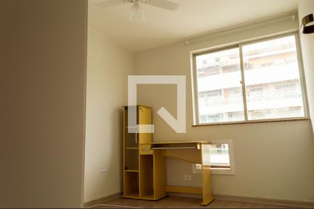 Apartamento à venda com 167m², 4 quartos e 3 vagasQuarto 2